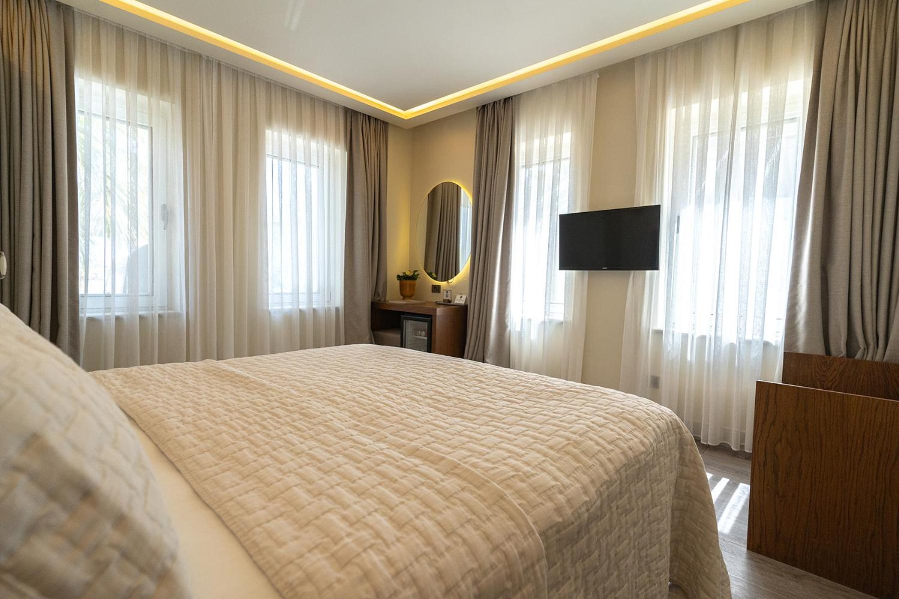 Casa Luna Hotel - Adult Only Алачати Экстерьер фото